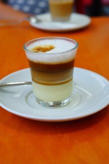 Delicious Latte Recipes with Flavored Syrups: Enhance Your Coffee Experience